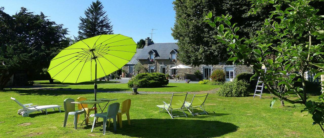 Domaine De L'Hotel Au Franc 플뢰리 외부 사진